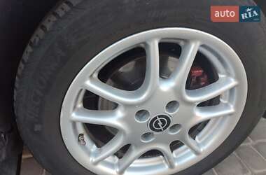 Хэтчбек Opel Astra 2006 в 