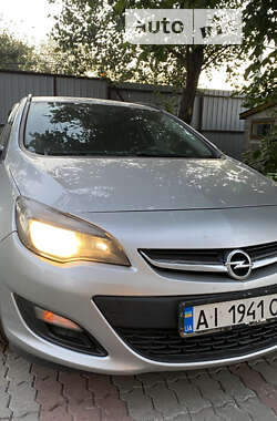 Универсал Opel Astra 2013 в Броварах