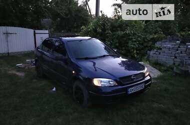 Хэтчбек Opel Astra 1998 в Емильчине