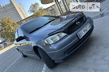 Седан Opel Astra 2008 в Сумах