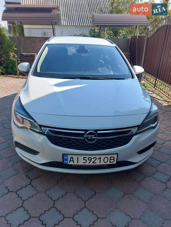 Универсал Opel Astra 2016 в Белой Церкви