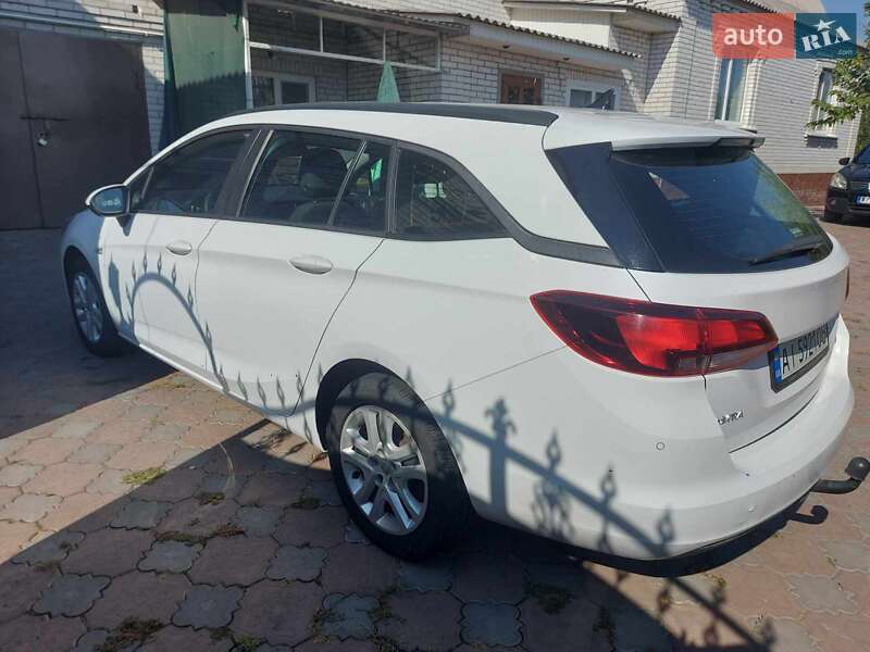 Универсал Opel Astra 2016 в Белой Церкви