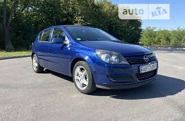 Хетчбек Opel Astra 2005 в Дунаївцях