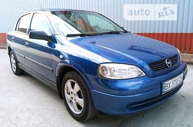 Седан Opel Astra 2009 в Хмельницькому