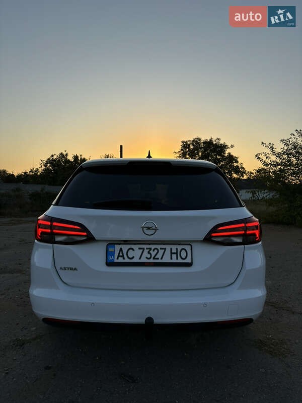 Універсал Opel Astra 2019 в Дніпрі