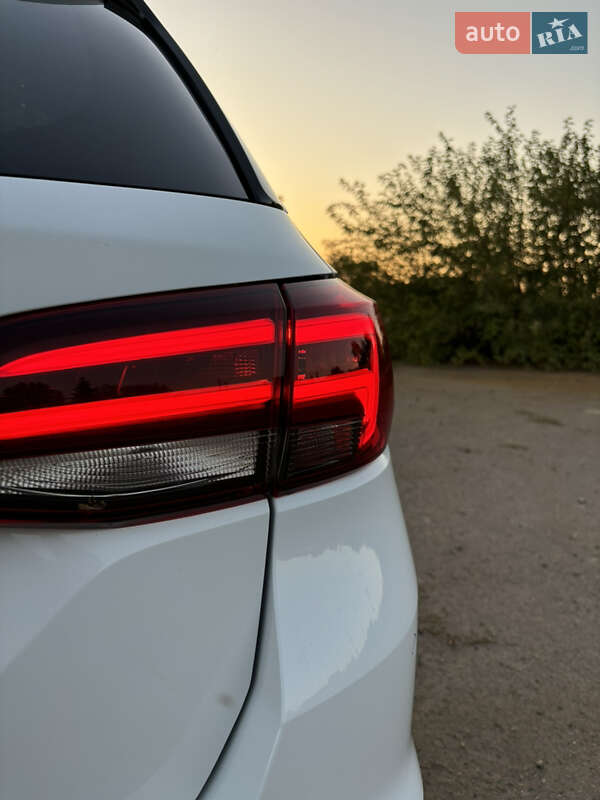 Універсал Opel Astra 2019 в Дніпрі