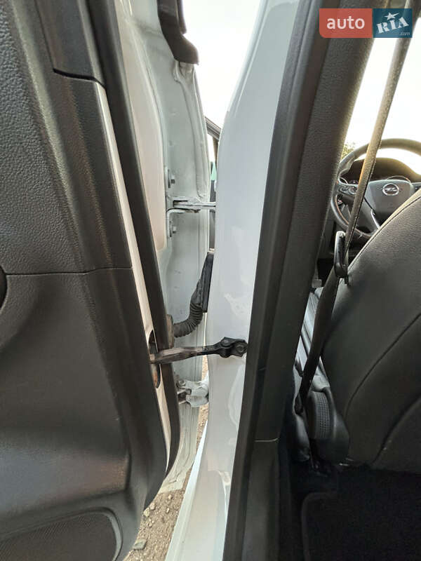 Універсал Opel Astra 2019 в Дніпрі