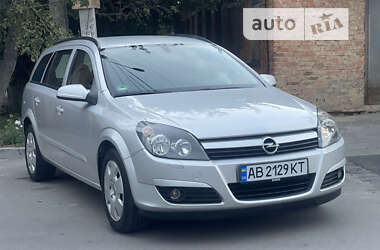 Універсал Opel Astra 2004 в Вінниці