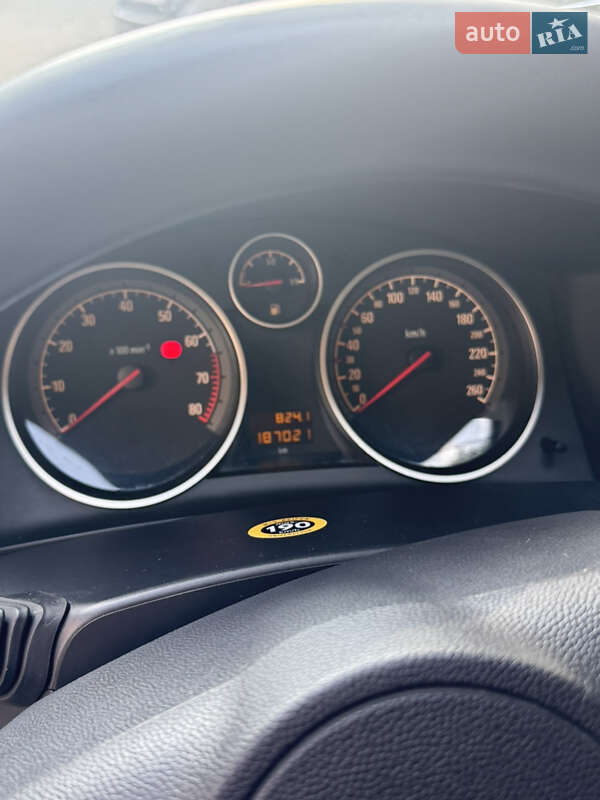 Хетчбек Opel Astra 2005 в Івано-Франківську