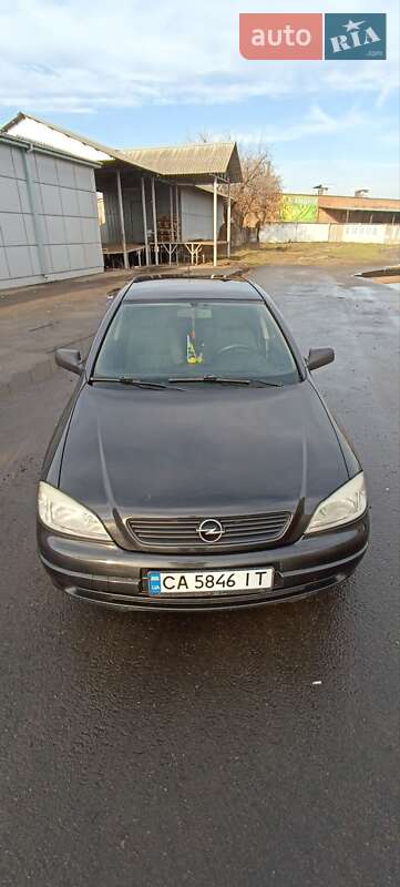 Седан Opel Astra 2008 в Черкасах