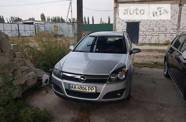 Универсал Opel Astra 2005 в Киеве