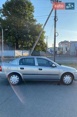 Седан Opel Astra 2008 в Бучі