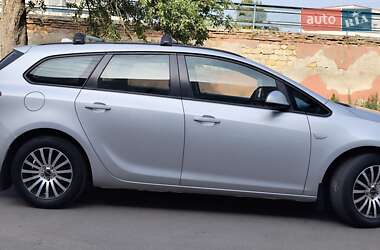 Универсал Opel Astra 2012 в Бердичеве