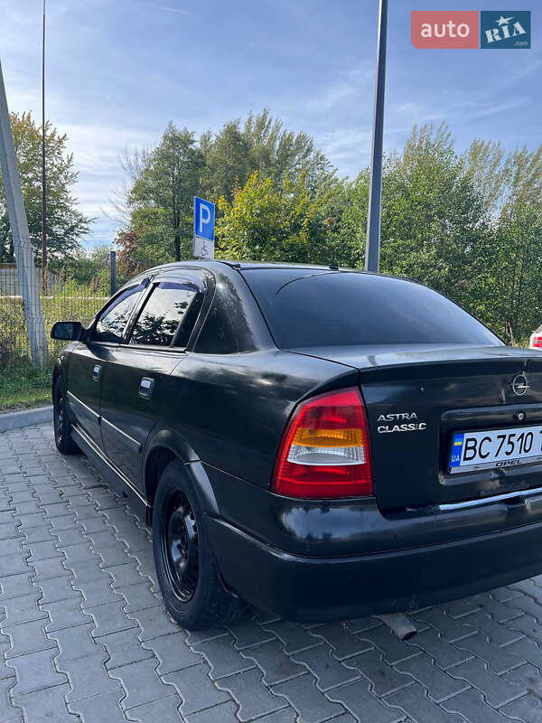 Седан Opel Astra 2007 в Бориславе