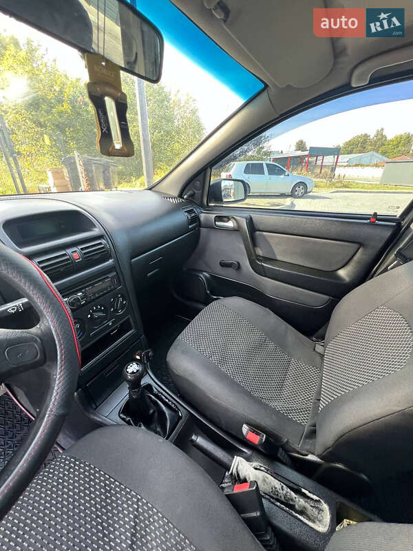 Седан Opel Astra 2007 в Бориславе