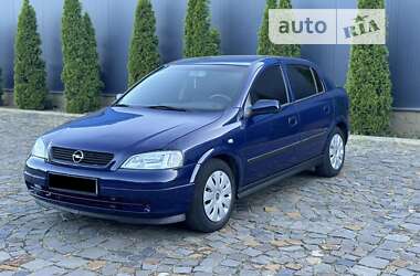 Хэтчбек Opel Astra 2009 в Мукачево