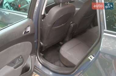 Універсал Opel Astra 2014 в Здолбуніві