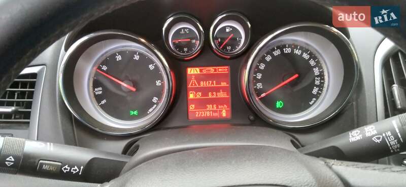 Универсал Opel Astra 2014 в Здолбунове