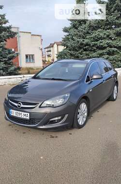 Універсал Opel Astra 2012 в Баришівка