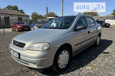 Седан Opel Astra 2006 в Кобеляках