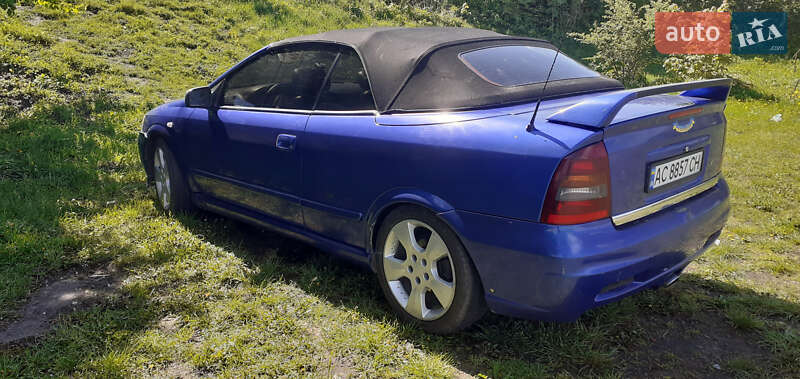Opel Astra 2003