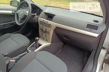 Хетчбек Opel Astra 2008 в Ніжині