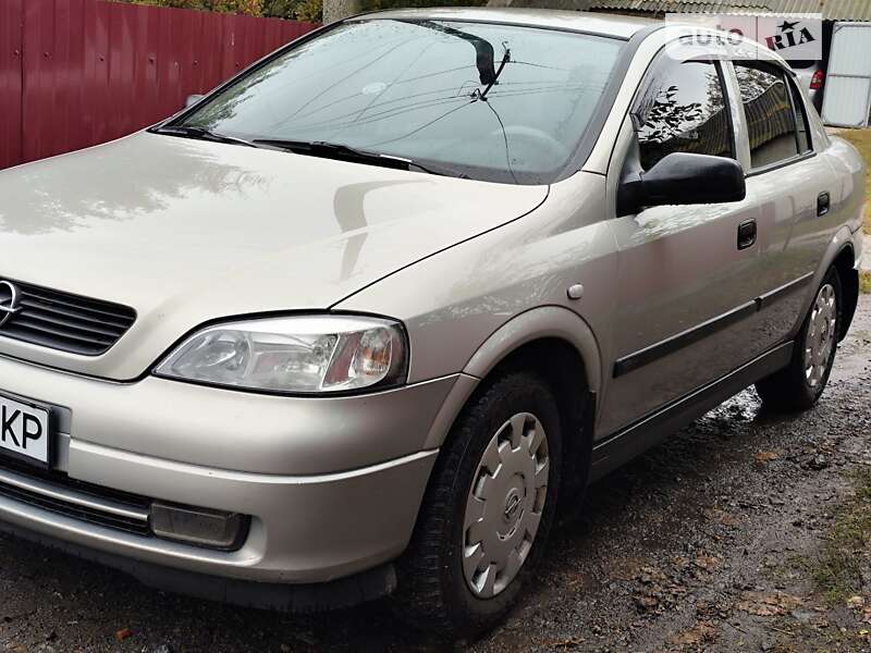 Седан Opel Astra 2007 в Бердичеві