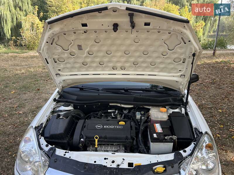 Универсал Opel Astra 2010 в Нежине фото 45 Универсал Opel Astra 2010 в Нежине