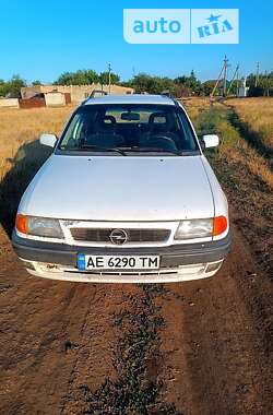 Універсал Opel Astra 1992 в Миколаєві