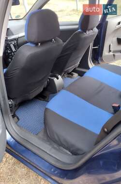Универсал Opel Astra 2010 в 