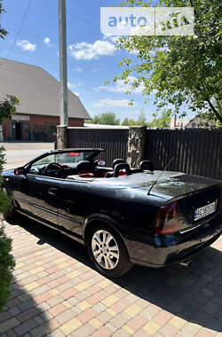 Кабриолет Opel Astra 2003 в 