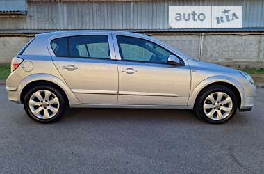 Хетчбек Opel Astra 2005 в Києві