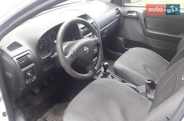 Седан Opel Astra 2008 в Львове