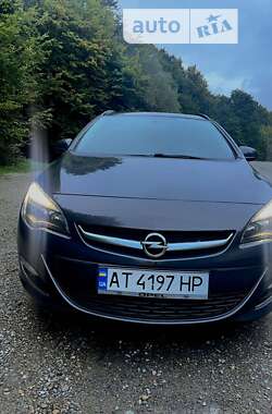 Универсал Opel Astra 2013 в Ивано-Франковске