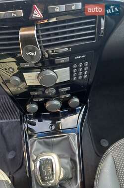 Универсал Opel Astra 2010 в 