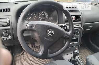 Седан Opel Astra 2008 в 