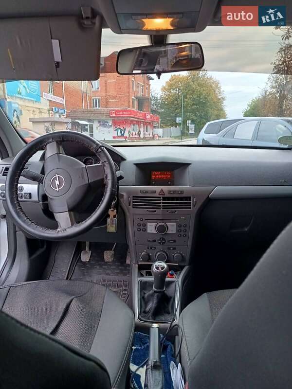 Универсал Opel Astra 2005 в Надворной фото 3 Универсал Opel Astra 2005 в Надворной