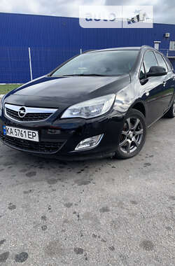 Універсал Opel Astra 2011 в Вінниці