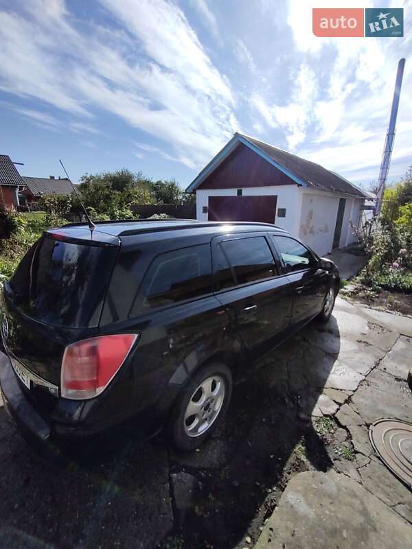 Универсал Opel Astra 2005 в Хмельницком