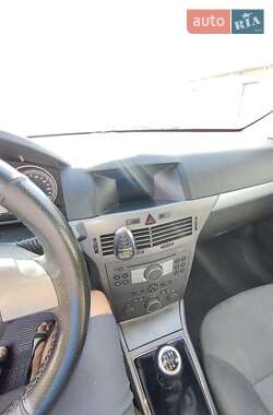 Универсал Opel Astra 2005 в Хмельницком