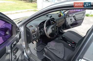 Седан Opel Astra 2008 в Верховине