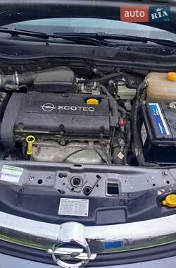 Універсал Opel Astra 2006 в 