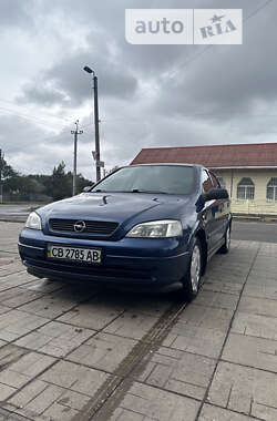 Седан Opel Astra 2005 в Кобеляках