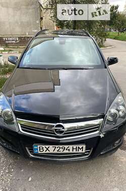 Універсал Opel Astra 2008 в Дунаївцях