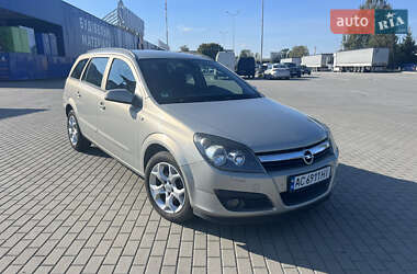 Универсал Opel Astra 2006 в 