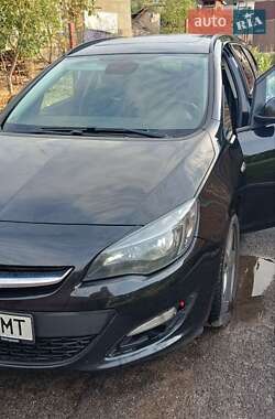 Универсал Opel Astra 2013 в Фастове