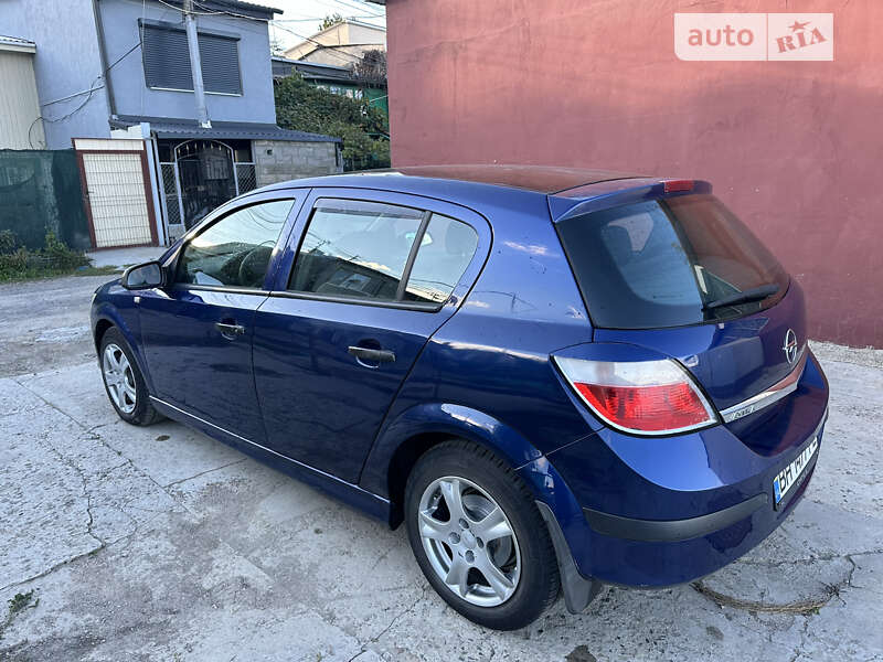 Хетчбек Opel Astra 2004 в Одесі