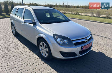 Универсал Opel Astra 2005 в 