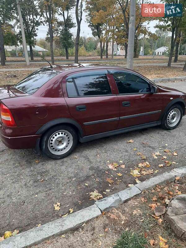 Седан Opel Astra 2003 в Харкові