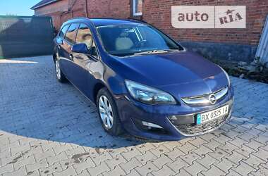 Універсал Opel Astra 2013 в Хмельницькому